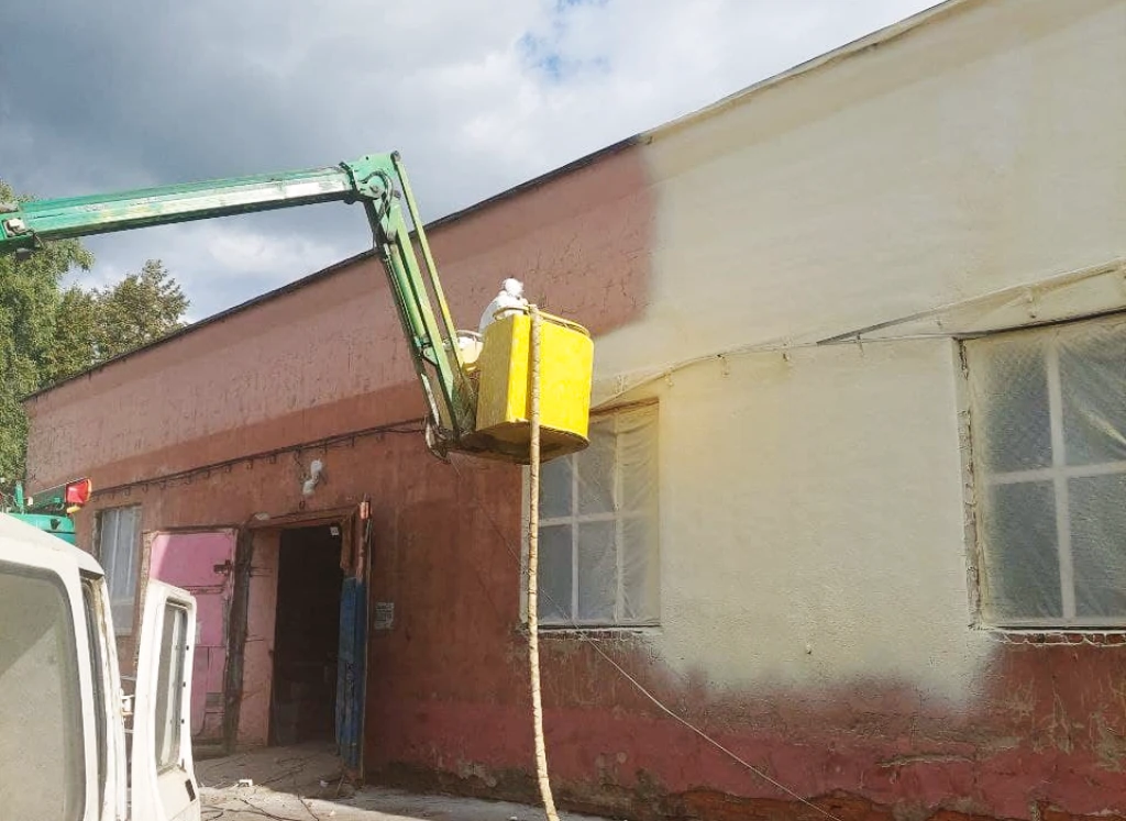 Бригада ППУ с оборудованием Graco